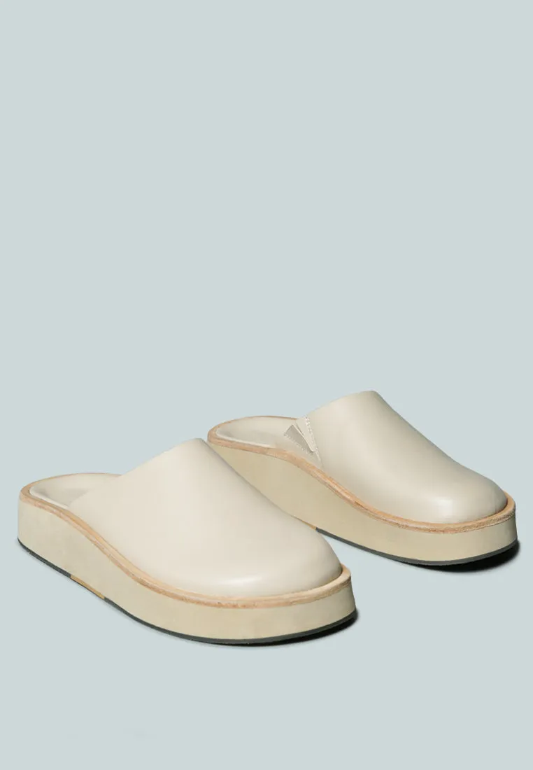 Givens Flatform Slip-On