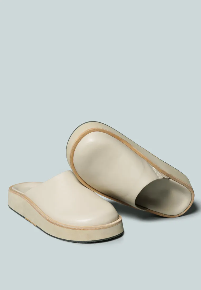 Givens Flatform Slip-On