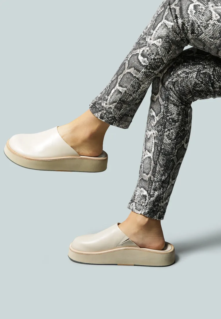Givens Flatform Slip-On
